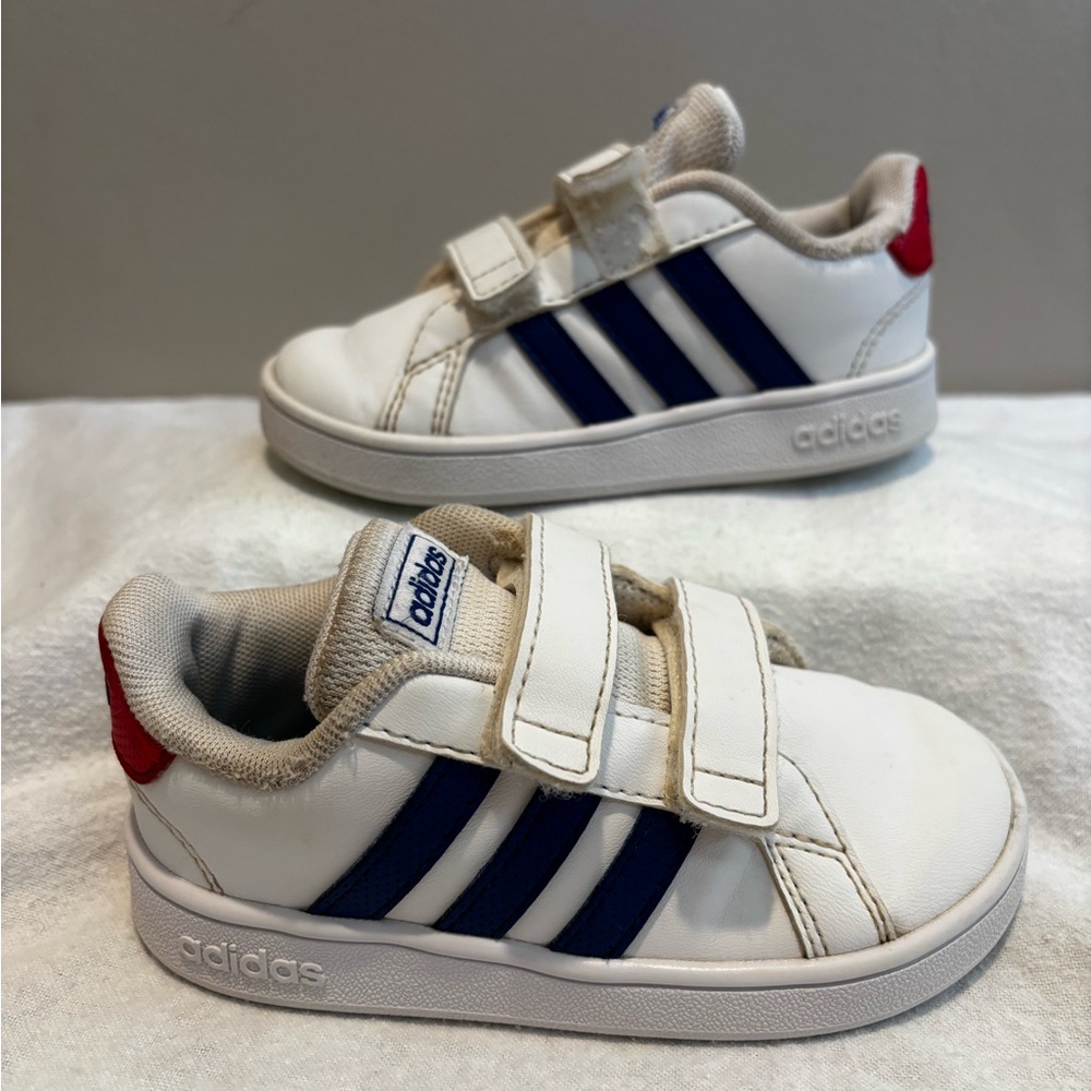 Adidas Grand Court CF toddler shoe